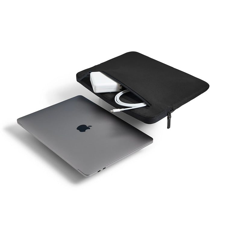 インケース フライトナイロン コンパクトスリーブ for MacBook 15インチ
